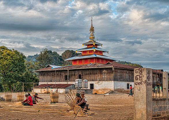 BURMA PATTU PAK VILLAGE | MYANMAR