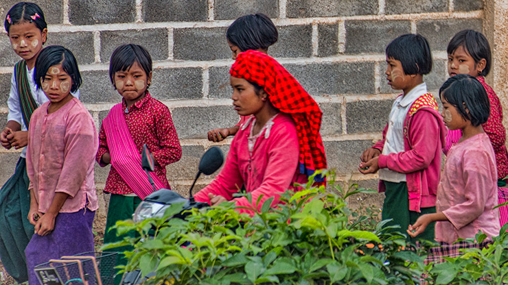 BURMA PATTU PAK VILLAGE | MYANMAR
