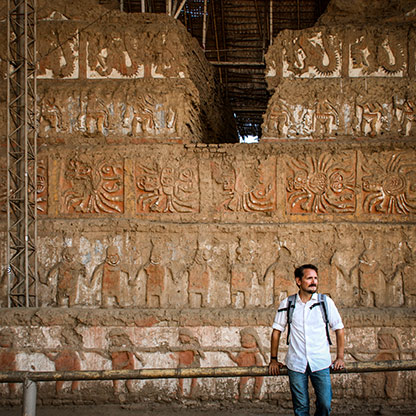 PERU HUACA LUNA | PERU