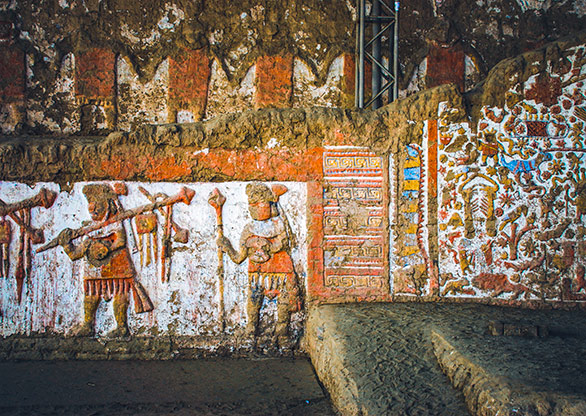 PERU HUACA LUNA | PERU