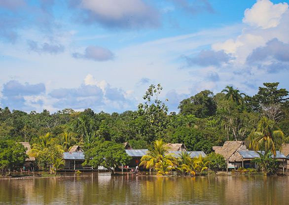 PERU RIO HUALLAGA | PERU