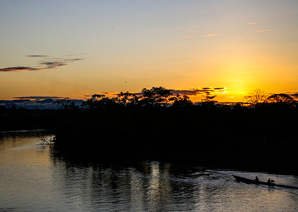 PERU RIO HUALLAGA | PERU