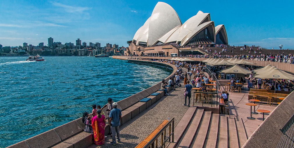 THE OPERA HOUSE SYDNEY / AUSTRALIA